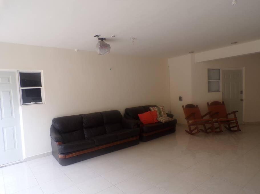 Apartamento 12 Con Dos Camas , A 200 Mts Del Vado Del Rio , Cerca Del Centro De Gobierno , Internet De Alta Velocidad แอร์มอซิโญ ภายนอก รูปภาพ